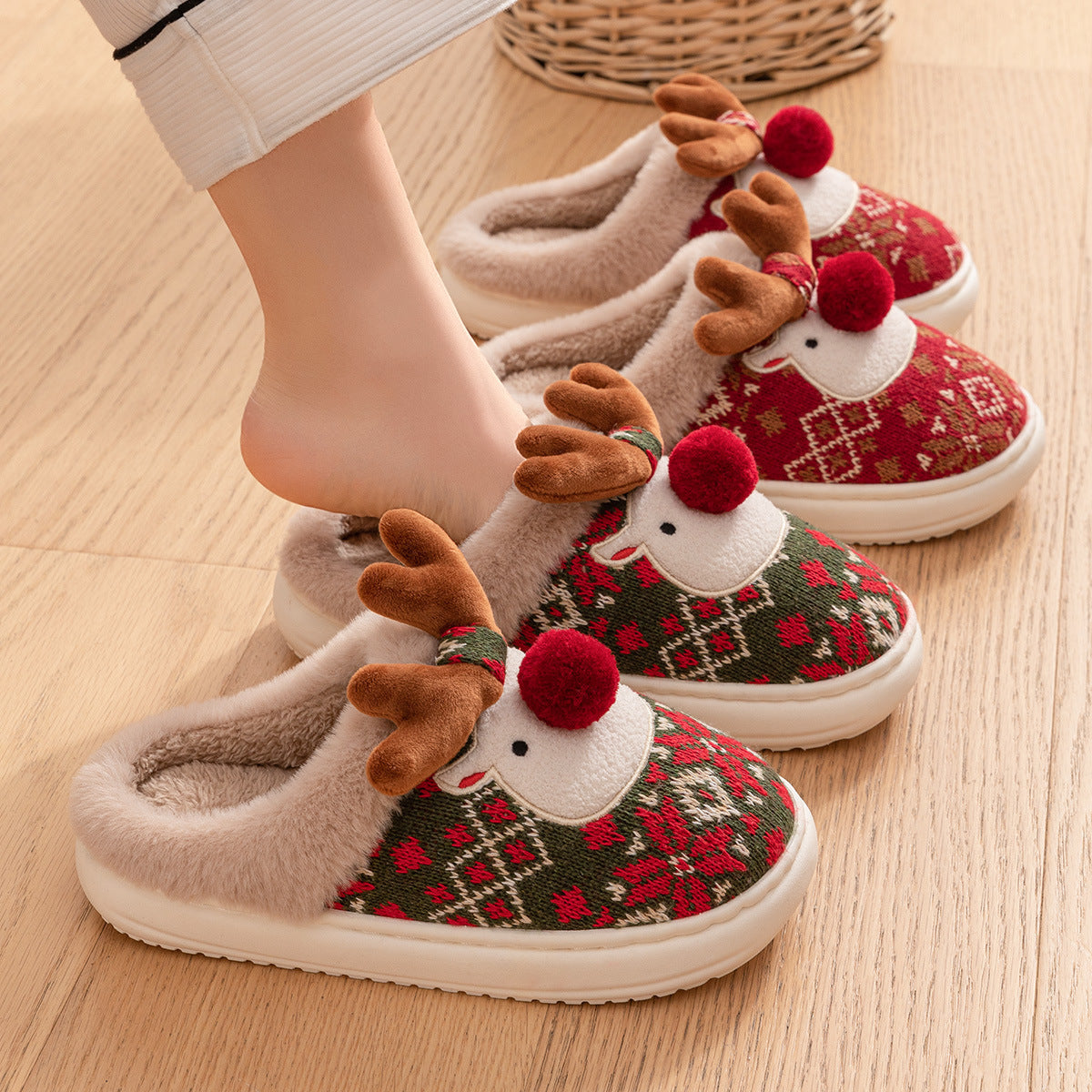 Cute Christmas Reindeer Slippers